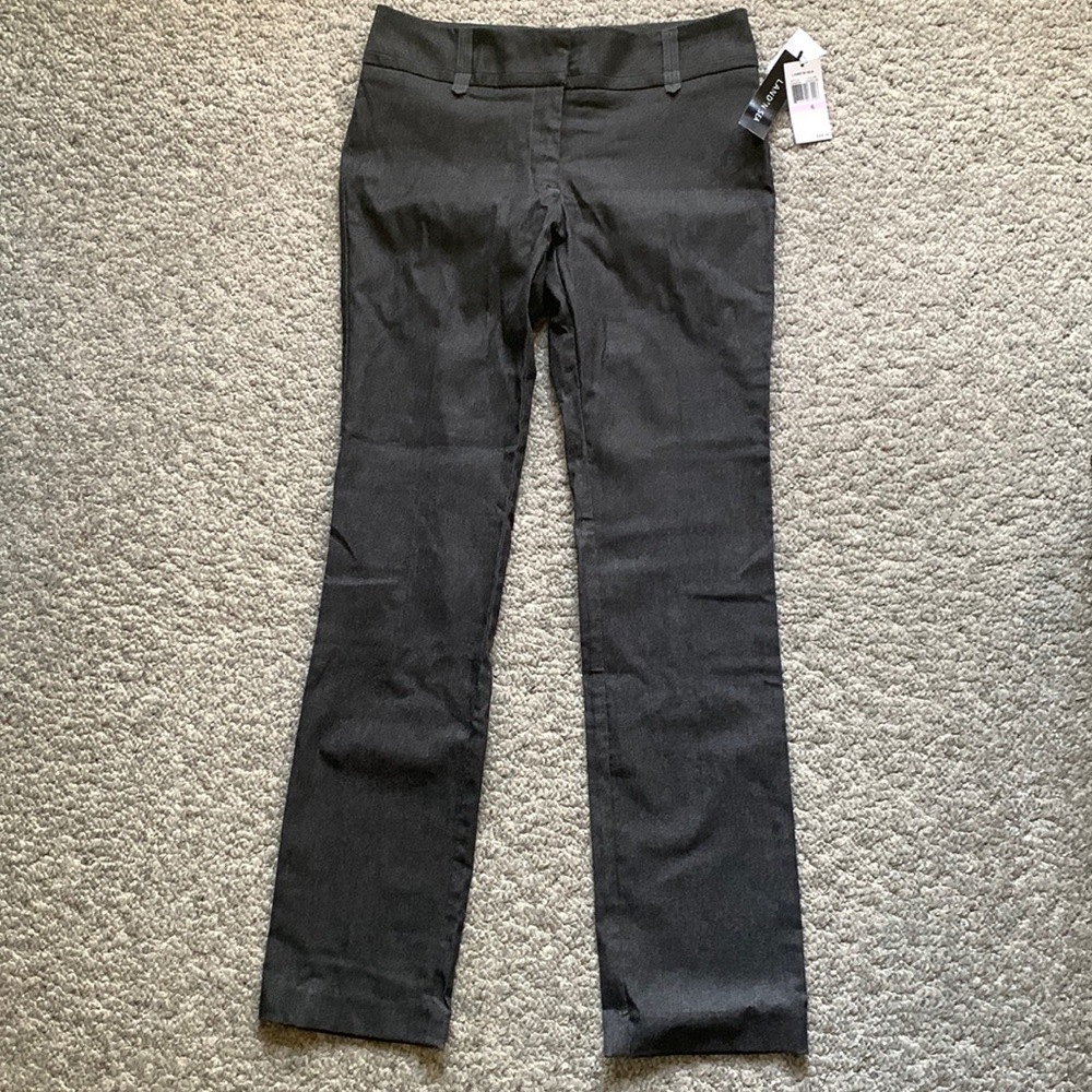 NWT Land ‘N Sea Straight Leg Dress Pants